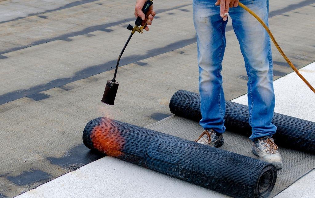 UKS Su Yalıtımı | Bitümlü, PVC Ve Sürme Sistemlerle Uzun Ömürlü Koruma